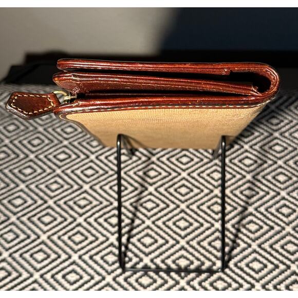 Vintage Dooney & Bourke Continental Monogram Brown Tan Leather Canvas Wallet - Picture 6 of 10